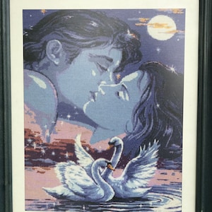 Vintage tapestry - framed tapestry - Vintage needlepoint tapestry-"The kiss" - wall hanging - wall decoration - finished needlepoint