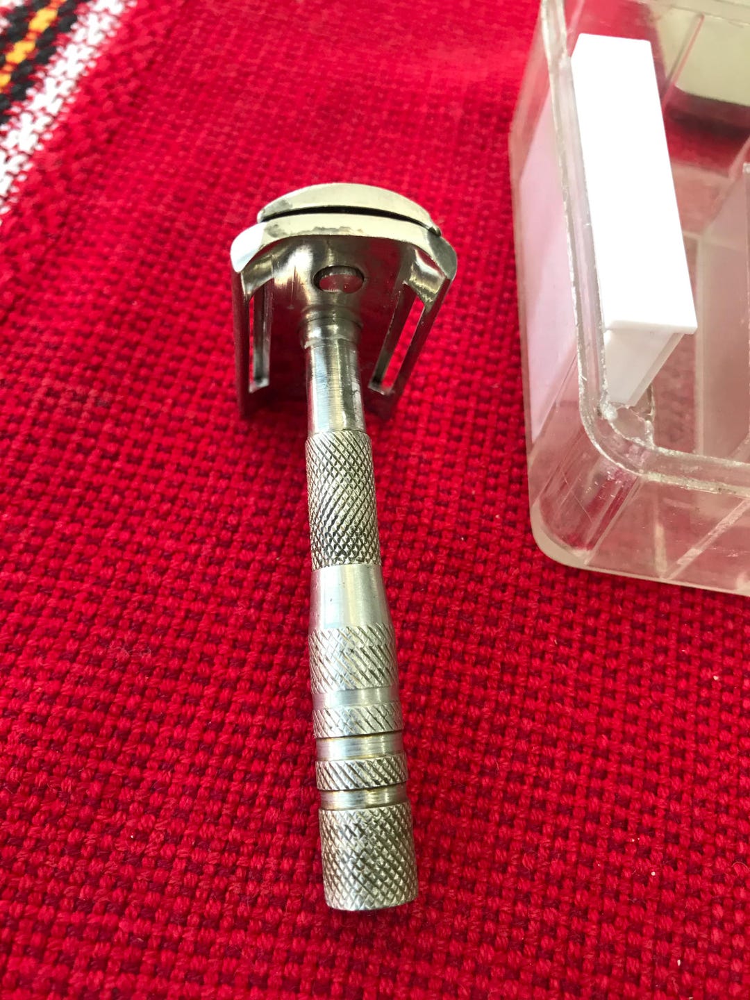 Vintage Vault Razor Vintage Metal Razor in a Box and Razor Blades - Etsy