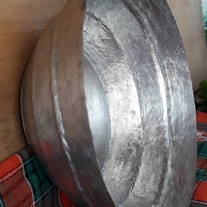 Vintage copper bowl - handmade - tin lined - antique copper bowl - hammered copper – vintage kitchen - rustic bowl - old wine pot