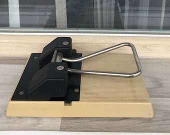 Vintage Doppel Locher - Retro Büro Dekor, bulgarisch hergestellt