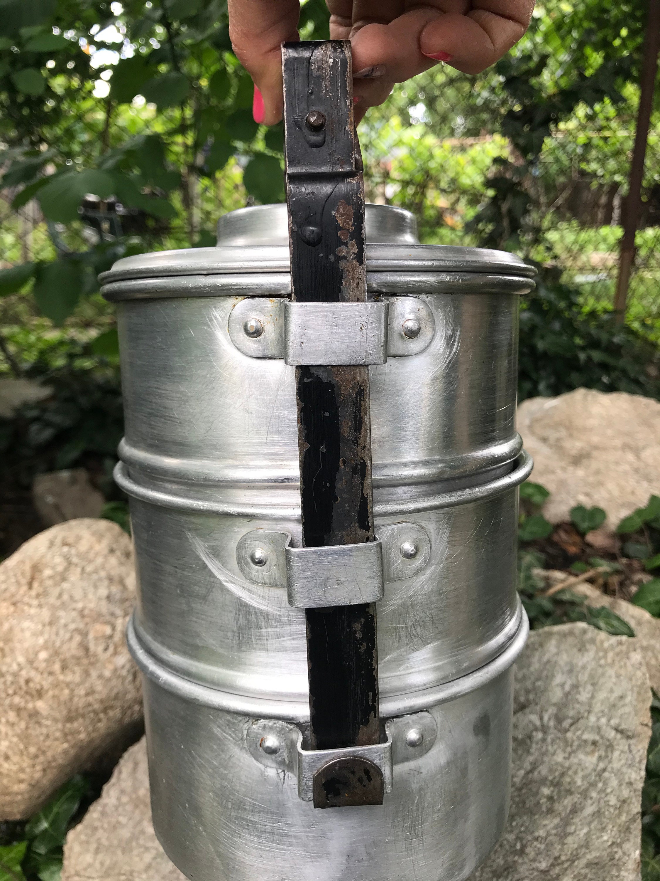 Vintage aluminium voedselcontainer met deksel - set van 3 voedselpotten - potten voor het vervoeren van voedsel -3 voedselblikken met handvat - lunchboxen