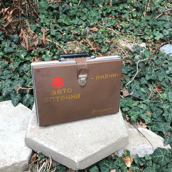 Vintage first aid kit for car-emergency medical help-doctor bag aid kit-first aid bag-old first aid kit-Red Cross-leather medical bag 1970's