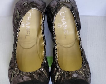 Vintage Chanel Leather Ballet Flats – Designer Shoes, Size 38.5