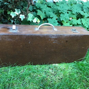 Vintage Holzkoffer-Militär-Holzkiste-Armee-Holzkiste-Aufbewahrungsbehälter-Box mit Griff-Werkzeugkiste-Blechkiste-Holztruhe-Holzkiste 1960er Jahre