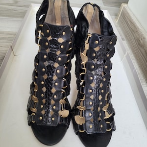 Vintage Jimmy Choo London high heel sandals size 37 - black leather strappy sandals