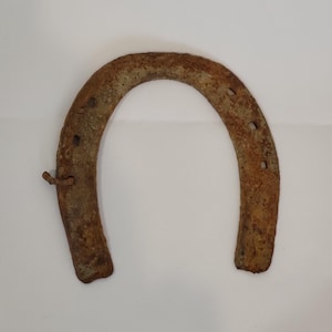 Vintage altes rostiges Hufeisen - antikes Hufeisen - Bauernhaus - rustikal - Eisen Hufeisen - handgeschmiedet - Western Dekor - Glücksbringer Hufeisen