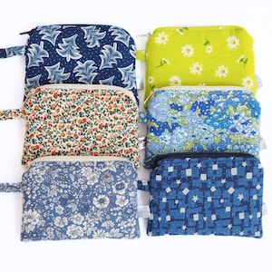 Porte-monnaie en Liberty, porte-clés, petite pochette zippée