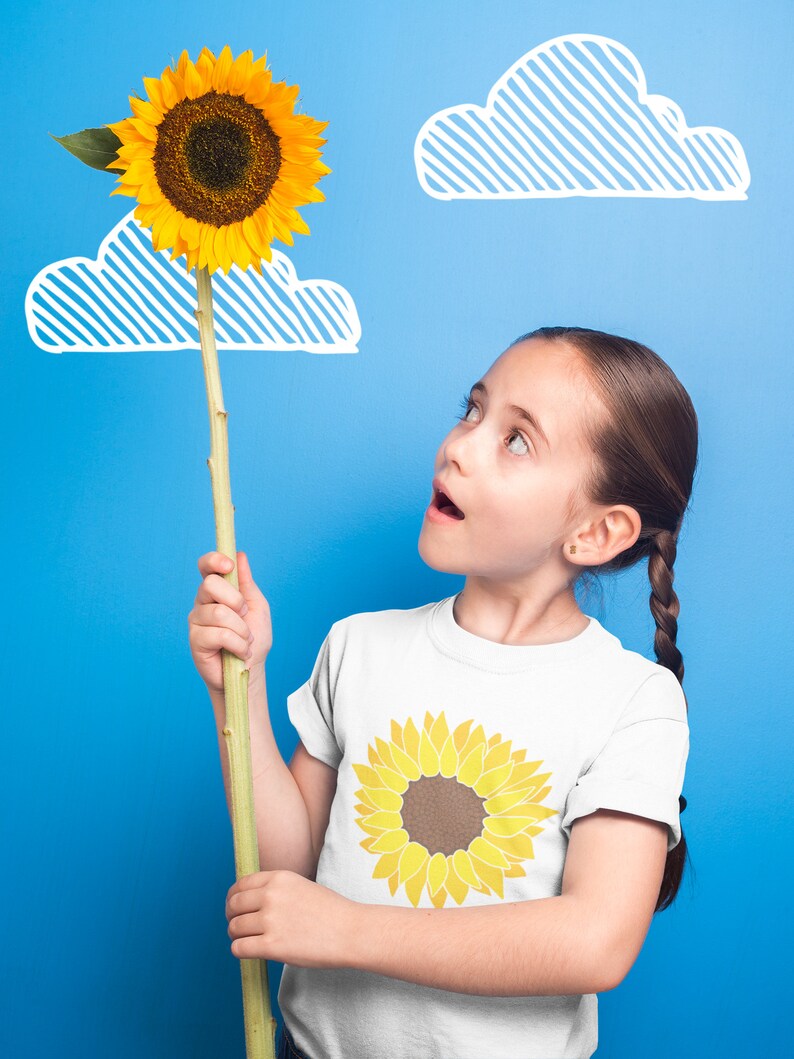 Free Free 136 Vector Sunflower Svg SVG PNG EPS DXF File