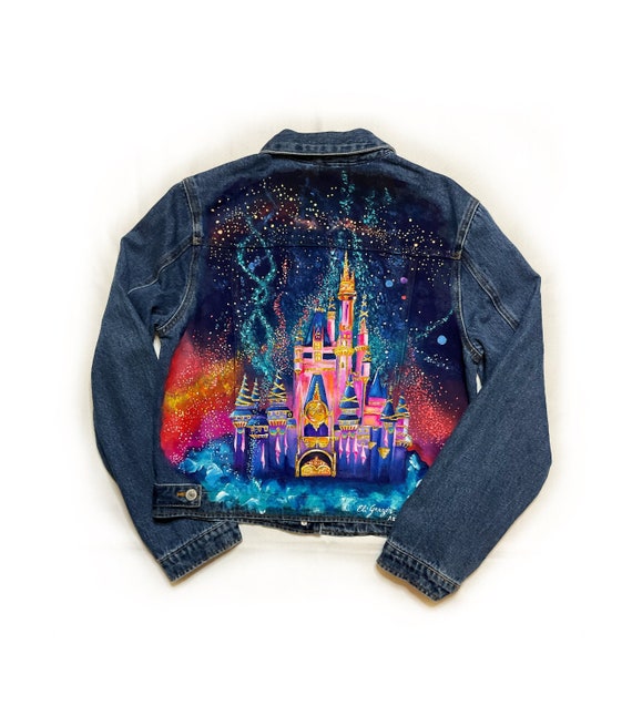 Cadeau pour elle personnalise selon votre idee veste peinte a la main femme en jean personnalisee veste en jean personnalisee peinture en jean veste chateau Disney Etsy Canada