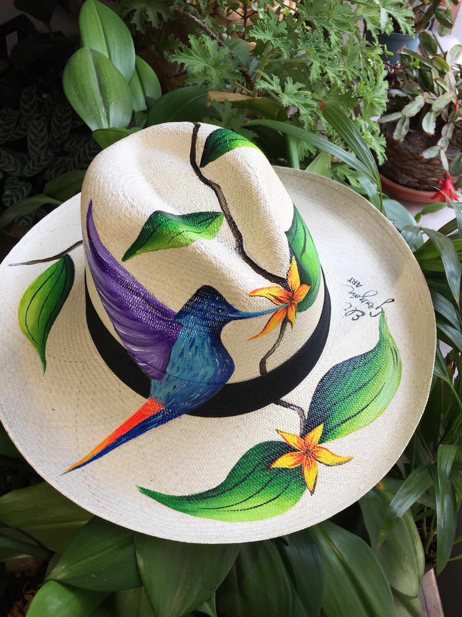 Hand painted natural straw hats, Genuine aguadeño style hat, Colombia