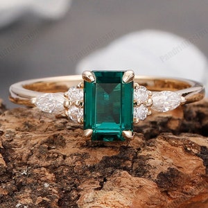Green Gemstone Ring 14k Rose Gold, Women&#39;s Emerald Ring, 5x7mm Emerald Wedding Ring, Emerald Cut Emerald Promise Ring, Gold Engagement Ring