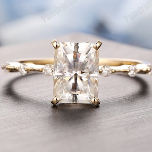 Accents Moissanite Wedding Promise Ring, Excellent 1-3CT Radiant Cut DE Color Moissanite Engagement Ring, Hidden Halo Women Daily Ring Gift
