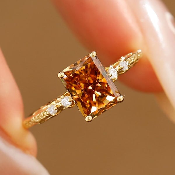 Handgemachter Statement Champagner Moissanit Jubiläumsring, klassisches strahlendes Cut 2.0CT Champagner Moissanit Verlobungsring Art Deco Schmuck Geschenk