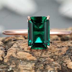 Solid Gold Green Emerald Engagement Gift For Her Ring For Mom, Elongated Emerald Cut 14k Gold Minimalist Style Anniversary Ring,Promise Ring
