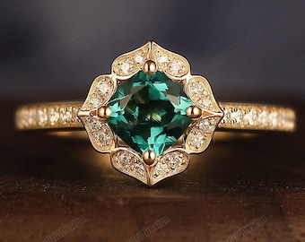 Floral 5mm Cushion Cut Lab Emerald Ring, 14K/18K Solid Ring, Pave Set Moissanite Diamond Jewelry, Art Deco Engagement Ring, Vintage Ring