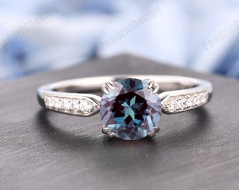 7mm Round Alexandrite Proposal Wedding Ring, White Gold Alexandrite Engagement Ring, Women's Ring, Gemstone Jewelry, Event Ring,Gift For Her