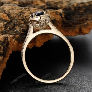 Floral Style Sapphire Ring, 18k Gold Sapphire Ring, Halo 0.5CT-2.0CT Oval Cut Blue Sapphire Engagement Ring,Antique Anniversary Ring for her