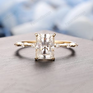 Accents Moissanite Wedding Promise Ring, Excellent 1-3CT Radiant Cut DE Color Moissanite Engagement Ring, Hidden Halo Women Daily Ring Gift