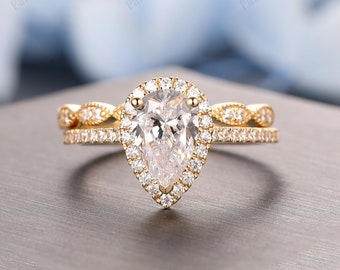 Anillo de boda de moissanita de mujer vintage, anillo de diamante simulado de corte de pera de 6x9 mm, anillo de moissanita de pavé, anillo de promesa de moissanita de oro sólido de 14 k