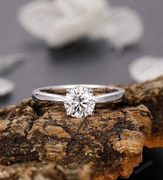 LADIES SOLITAIRE RING 1.00CT ROUND DIAMOND 14K WHITE GOLD LADIES SOLITAIRE RING 1.00CT ROUND DIAMOND 14K WHITE GOLD