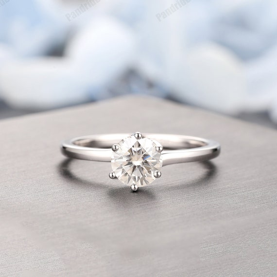 14k 18k White Gold Solitaire Moissanite Ring 6 Prongs Round Cut