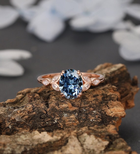 Acquista Anello da donna classico di lusso con zirconi, anelli di fidanzamento, anelli di fidanzamento, gioielli, regalo, taglia 6-10 in Italia a partire da 9.02