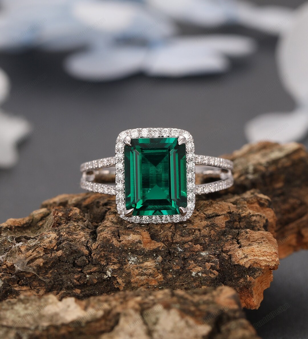 8x10mm 4.00CT Emerald Cut Emerald Ring, 14k Rose Gold Split Shanks Emerald  Ring, 18k Gold Halo Emerald Promise Ring, Emerald Rings for Women - Etsy  Canada