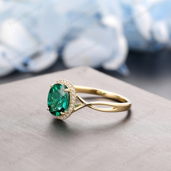 Antique Halo Style Emerald Proposal Ring Vintage Twist Band Emerald Ring 1.5ct Oval Cut Halo 6x8mm Oval Emerald Engagement Gemstone Ring