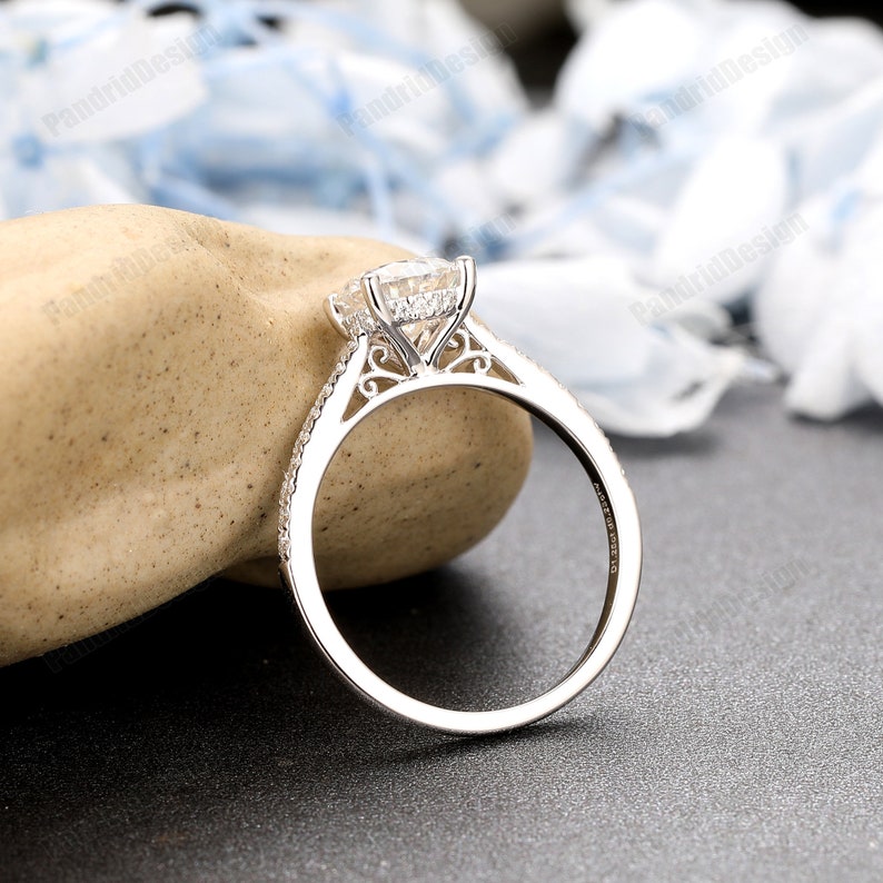 Vintage Hidden Halo Moissanite Ladies Ring, Anniversary Gift, 1.25CT Round 7mm Lab Diamond Wedding Ring, Simulated Diamond Engagement Ring PT950 Moissanite