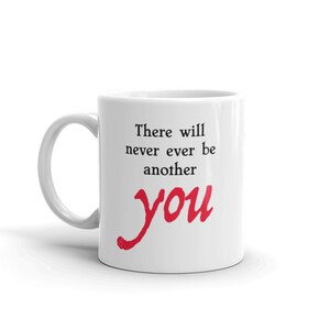 Becher mit Liebeslied-Musiktext &quot;There will never be another you&quot;