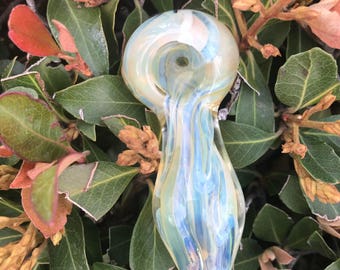 Tiny Color Changing Glass smoking pipe, Glass pipes, Girly Pipes, Tobacco Pipes, Pipes, Small Pipes, Pipe, Glass Pipe, Mini Smoke Pipe