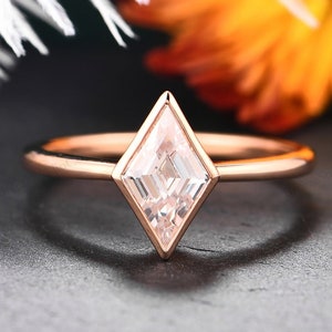 Bezel Rhombus Shape 1.80CT Moissanite Engagement Ring, Rhombus Wedding Ring, Rhombus Ring, Statement Ring, Gifts For Her, Anniversary Gift