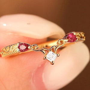 Vintage Solid Gold Filigree Ruby Wedding Band Pear Shaped Ruby Engrave Stackable Matching Rings For Women Tiara Ring Band Valentines Gift