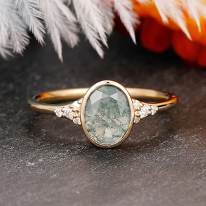 1.5CT Oval Bezel Moss Agate Engagement Ring Set Low Profile Ring, Statement Ring Yellow Gold, Anniversary Gift, Agate Jewelry, Cluster Ring