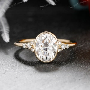 Lab Grown Diamond 1.5CT Oval Bezel Engagement Ring Cluster Stone Ring Statement Ring Anniversary Gift Synthetic Diamond 14K Solid Gold Ring