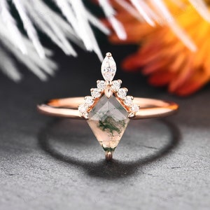 Art Deco 1.35CT Kite Moss Agate Engagement Ring, Moss Agate Ring, Kite Cut Wedding Ring, V Shape Wedding Ring, Wedding Jewelry, Gift For Her