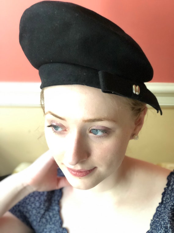 Hollywood Regency Era Beret