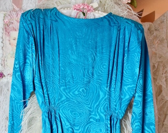 Vintage 80s Beautiful Teal Midi Dress, Wide Shoulders, Swirl Print, Padded Shoulders, Belt Included, Size Small