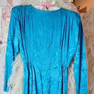 Vintage 80s Beautiful Teal Midi Dress, Wide Shoulders, Swirl Print, Padded Shoulders, Belt Included, Size Small