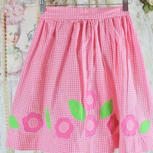 Vintage 60s Pink Gingham/Floral Kitchen Apron, Cute Vintage Aprons, Kitchen Aprons, No Pockets, Cotton/Poly, One Size