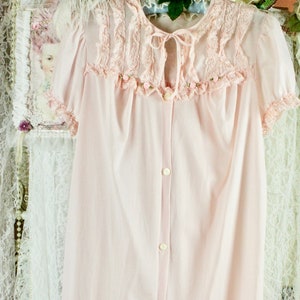 Vintage 60s Peachy Pink Nightgown, Ruffle Lace Babydoll Sleepwear, Puffy Sleeves,  Front Button Closure, 100% Nylon, Size Medium