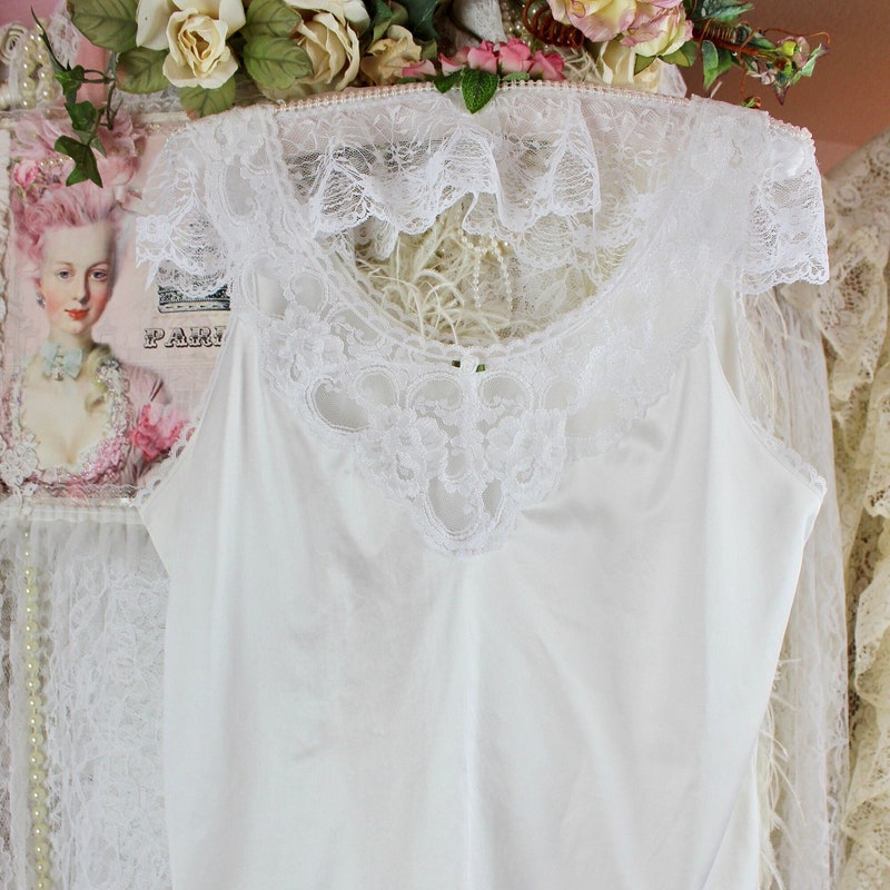 Vintage Lace Camisole NIM0010