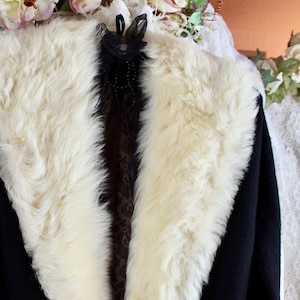 Vintage 50s 60s Black/Cream Cashmere Cardigan Sweater, Fur Snap Collar, Rhinestone & Pearl Clasp Closure, Lace/Chiffon Lining, Size S/M