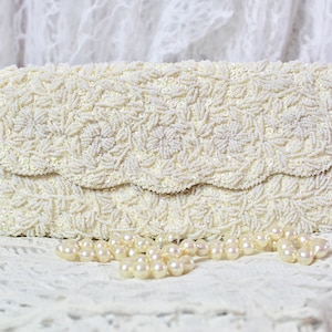 Vintage 50s 60s Cream Formal Beaded Handbag, Iridescent Sequins & Beads, Front Snap Closure, Wedding Handbag, La Regale Fancy Handbags