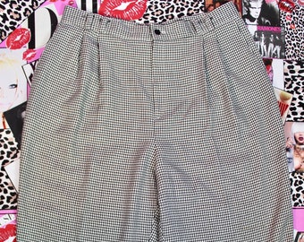 Vintage 80s 90s  Stringbean Black/White Houndstooth Trousers, High Waist, Pleated Front, Side Pockets, Size Medium/Large