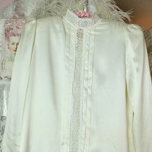 Vintage 70s 80s Beautiful Creamy Satin Edwardian Blouse, Gunne Sport By Jessica McClintock, Formal Blouse, Size Medium