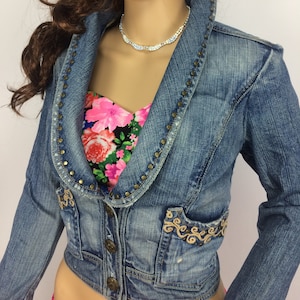 Guess Embroidered Jean Jacket, Denim Jacket. Size X-Small