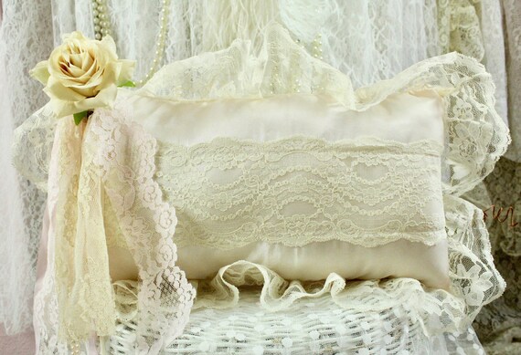 Romantic Decorative Lace Throw Pillow Handmade Rectangle Pillows Vintage Fabric Lace Shabby Chic Decor Gift Ideas Etsy Canada