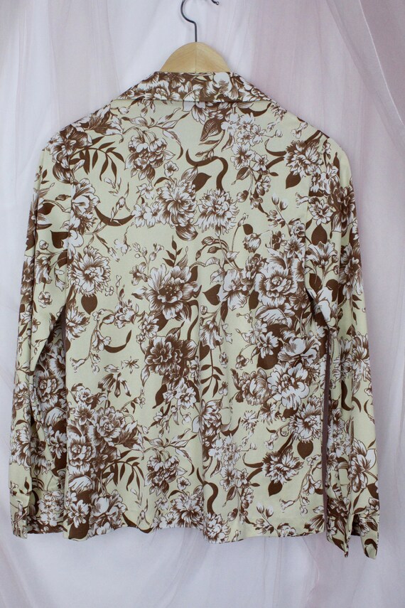 70's Vintage Long Sleeve Floral Button up Shirt - image 7