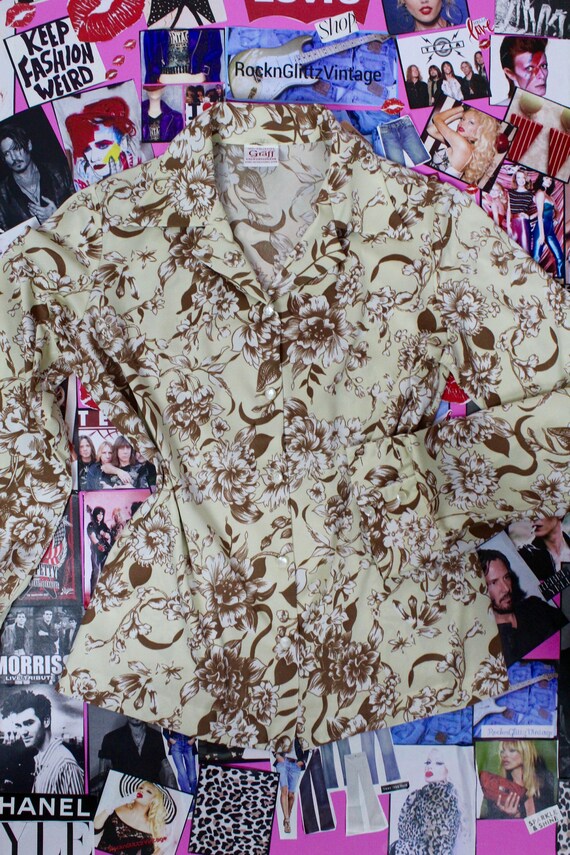 70's Vintage Long Sleeve Floral Button up Shirt - image 3